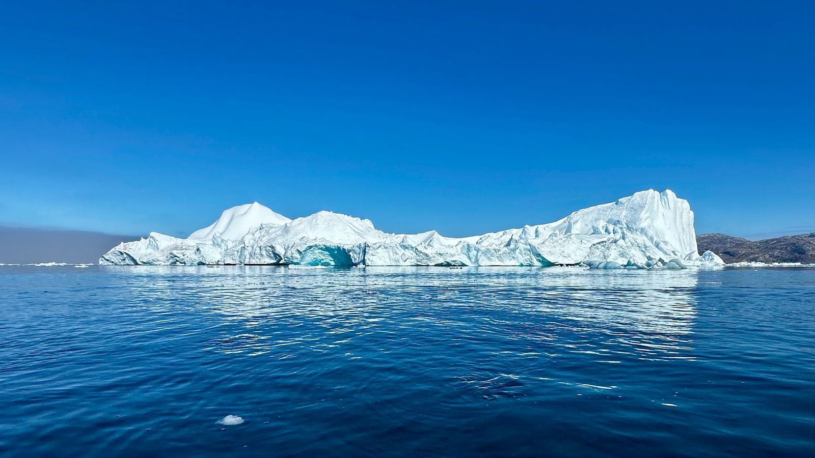 O Iceberg da Inteligência Artificial: Por Que Quase Ninguém Usa Todo o Potencial